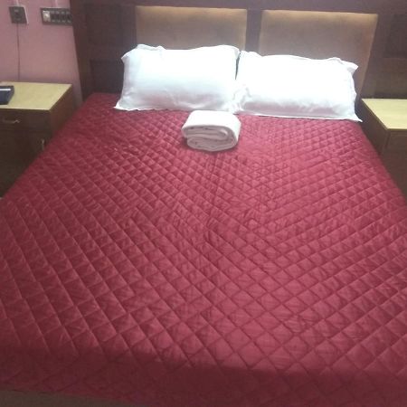 Hotel Malika Residency Ettumanoor Eksteriør billede